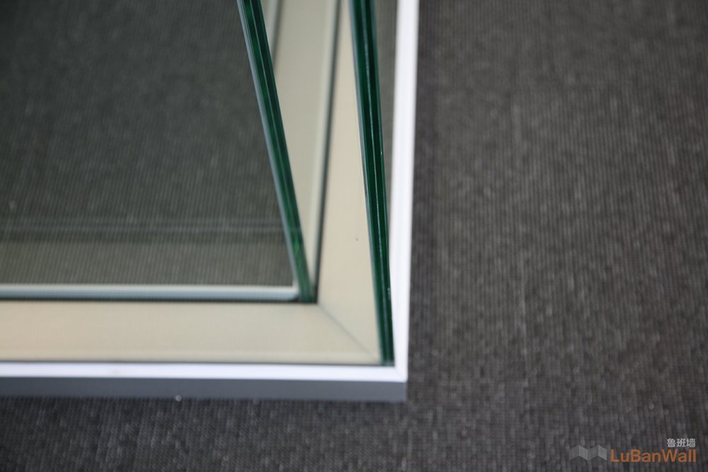 玻璃隔断墙装修效果图-简合鲁班墙(图9) 玻璃隔断墙细节图展示